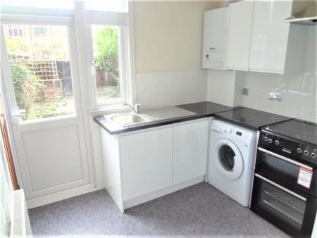 1 bedroom maisonette to rent - Photo 4