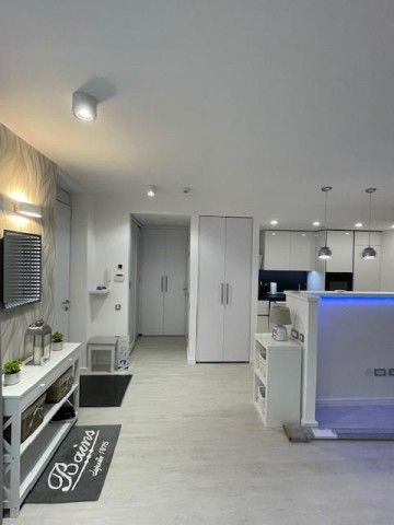 Garibaldi utca - Fotó 3