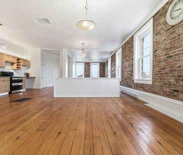 For Lease - 4 Elgin Street, Arnprior, Ontario - Photo 3