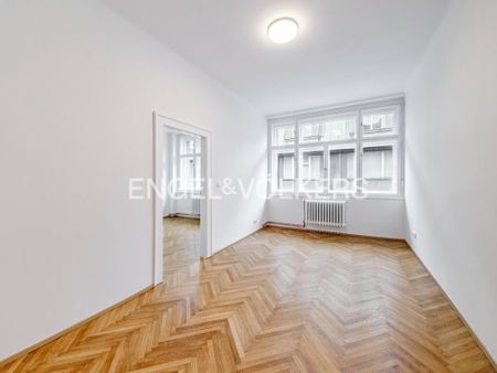 Pronájem bytu 3+1 120 m2 - Fotografie 3