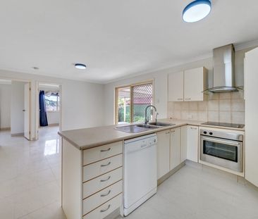 Low-Set & Low-Maintenance Living - Photo 5