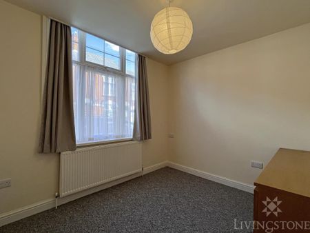 2 bedroom ground floor flat to rent - Photo 5