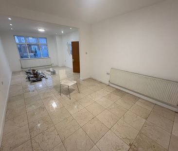 Vicarage Farm Road, Hounslow - Photo 3