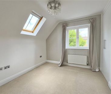2 bedroom semi-detached house to rent - Photo 4