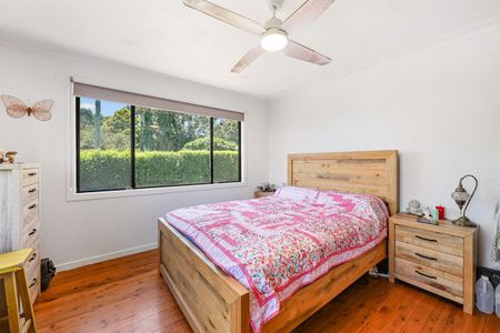 324 Alderley Street, Kearneys Spring, QLD 4350 - Photo 2