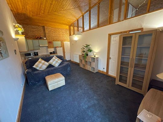 1 bedroom ground floor flat to rent - Photo 1