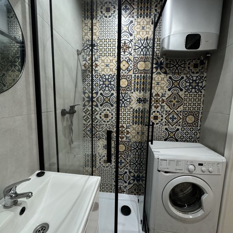 2 pokoje po remoncie z miejscem parkingowym - Zdjęcie 1