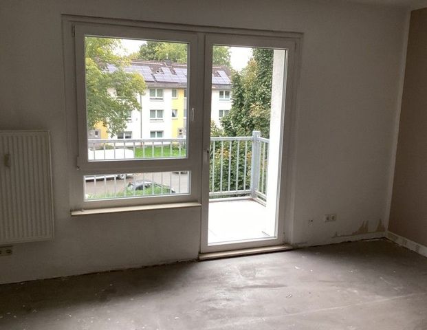 Schöne 2-Zimmer-Wohnung mit großer Küche - Photo 1
