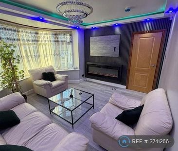 5 bedroom semi-detached house to rent - Photo 1