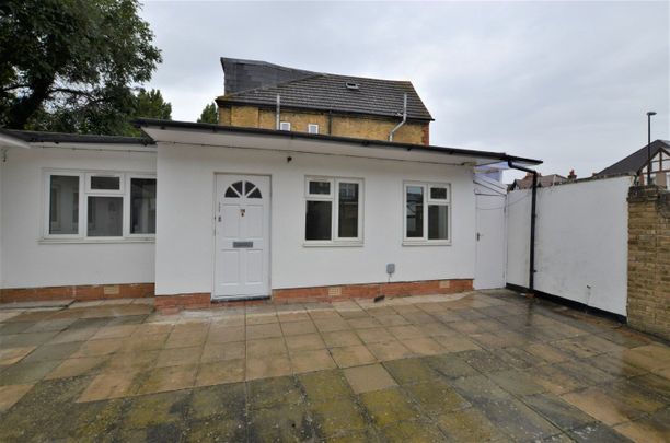 Woolstone Road, London, SE23 - Photo 1