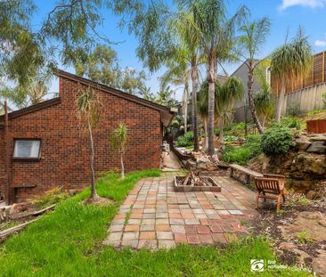 Charming Family Home - Photo 3