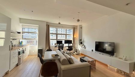 Sunny apartment on Anzac Ave! - Photo 5