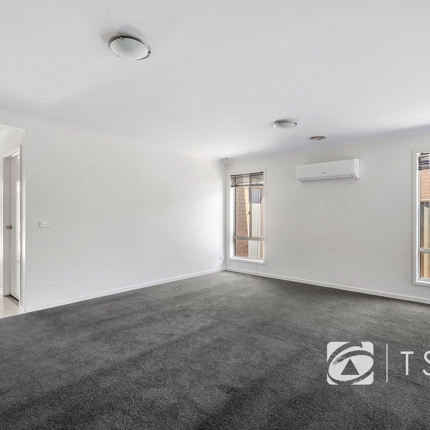 13 Saltbush St, Jackass Flat - Photo 1