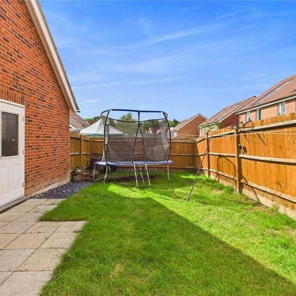 Jade Way, Crawley, West Sussex, RH10 - Photo 1