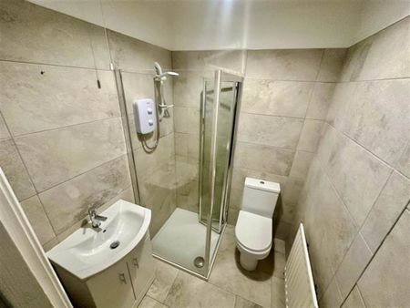 001 Somerset Studios, Marcus Ward Street, Belfast, BT71RP - Photo 4