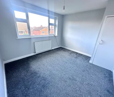 Prenton Village Road, Prenton - Photo 6