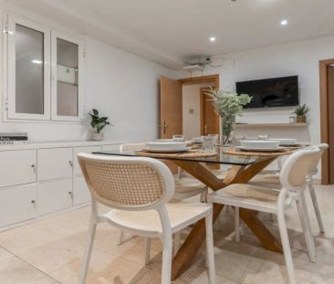 Room in a shared 8-bedroom flat for rent in Sol, must be a professi... - Foto 4