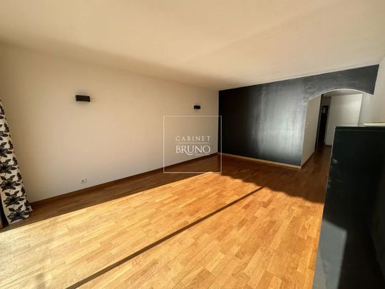 Location Appartement 3 pièces 72m² CANNES 06400 - Photo 1