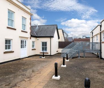 Station Road, Kenilworth - Photo 1