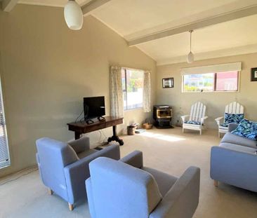 Easy Care Townhouse - Photo 4