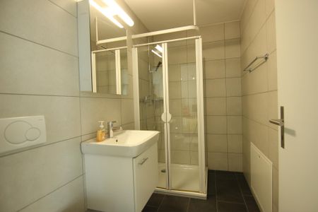 Single-Wohnung an zentraler Lage - Photo 2