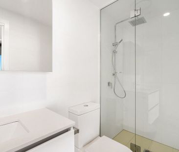 STUNNING APARTMENT - Photo 6