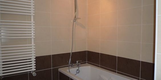 T3 recent meublé avec garage - Photo 3