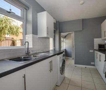 Property to rent - Photo 3