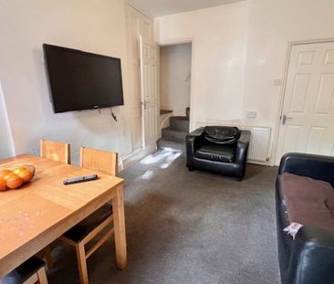 Fantastic 2 bedroom House - Photo 6