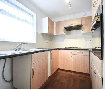 Well presented 3 bedroom house to rent in Sawston offering excellen... - Photo 3