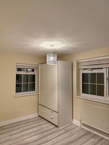 Room in a Shared House, Wetherby Road, LS17 - Photo 2