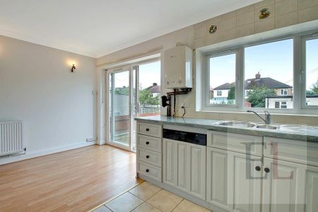 5 bedroom semi-detached house to rent - Photo 5