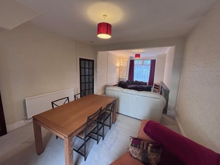 South Meadow Lane, Preston - Photo 2