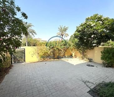 Unfurnished | TYPE C | Single Row | Landscaped - Photo 5