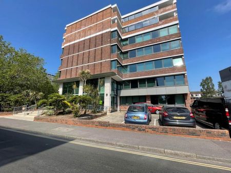 1 bedroom flat to rent - Photo 5