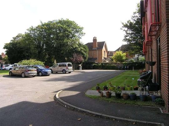 Aspen Court, Wembdon Road, Bridgwater, Somerset, TA6 - Photo 1