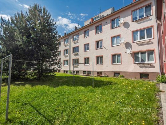 Pronájem bytu 2+1 55 m² - Photo 1