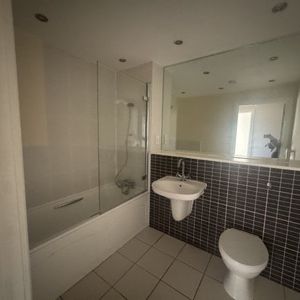 Butts, Coventry. CV1 3BJ, Property for rent - Photo 2