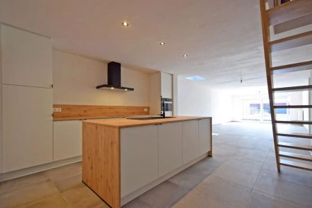 GERENOVEERDE WONING MET 3 SLAAPKAMERS - Photo 4