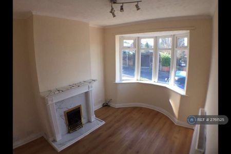 3 bedroom terraced house to rent - Photo 4