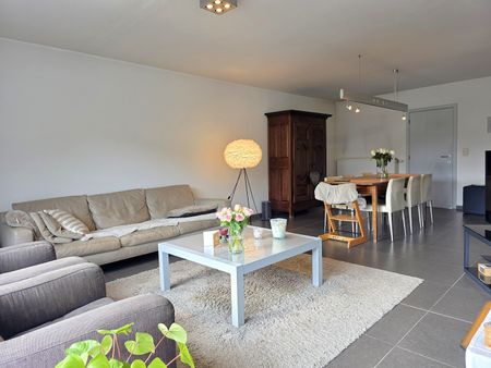 Moderne gezinswoning met 3 SLK, garage en tuin - Photo 3