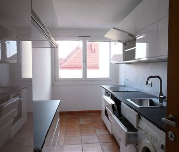 Alszeile in Sicht: 2-Zimmer-Wohnung mit Weitblick im voll sanierten... - Photo 2