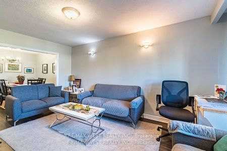 For Lease - 24 Clarion Road Unit# Main, Toronto, Ontario - Photo 5