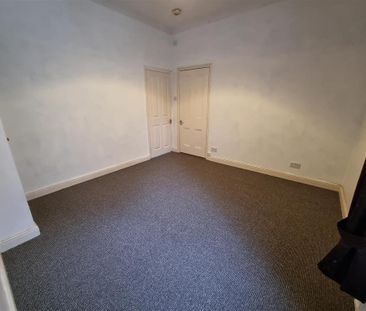 1 bedroom ground floor flat to rent - Photo 6