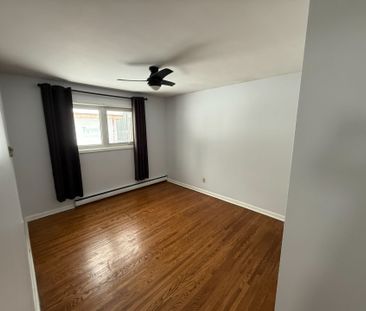 For Lease - 468 Bellevue Street, Peterborough, Ontario - Photo 1