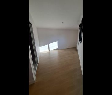 Location Appartement 2 pièces 49 m² Limoges (Quartier Vanteaux CHU) - Photo 4