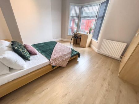 3 bedroom terraced house to rent - Photo 5