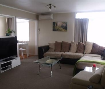 Low maintenance home in Onekawa. - Photo 4