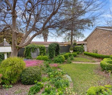 Charming Family Home for Lease in Kooringal - Photo 2