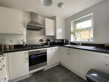2 bedroom terraced house to rent - Photo 5